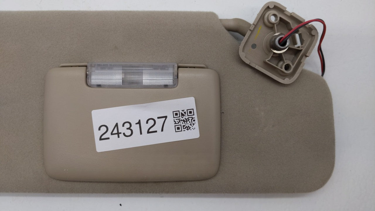 2007-2010 Ford Edge Sun Visor Shade Replacement Passenger Right Mirror Fits Fits 2007 2008 2009 2010 OEM Used Auto Parts - O