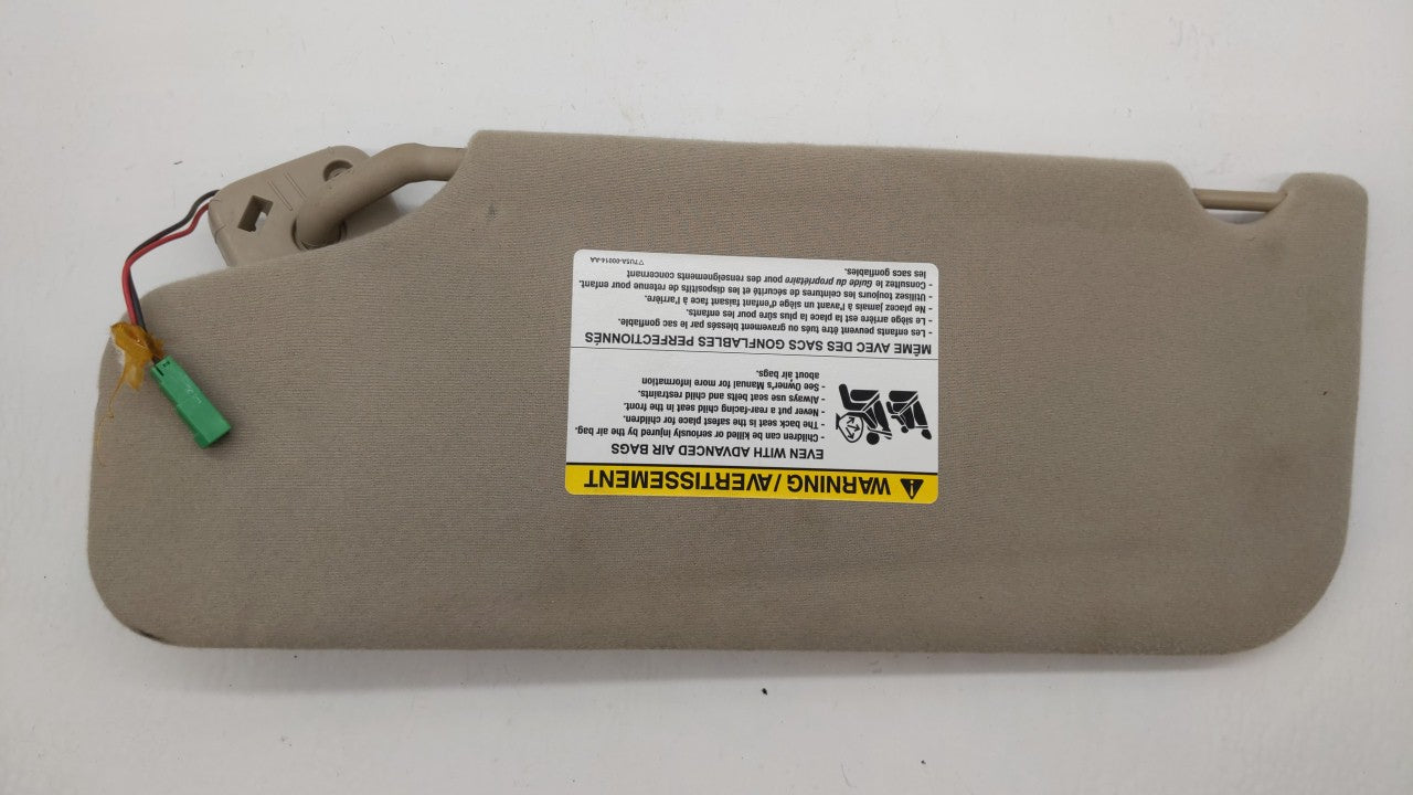 2007-2010 Ford Edge Sun Visor Shade Replacement Passenger Right Mirror Fits Fits 2007 2008 2009 2010 OEM Used Auto Parts - O
