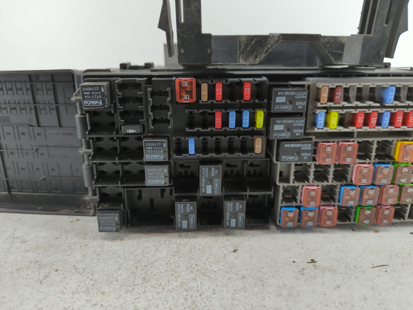 2010 Ford Edge Fusebox Fuse Box Panel Relay Module P/N:BT4T-14290-DE Fits OEM Used Auto Parts - Oemusedautoparts1.com