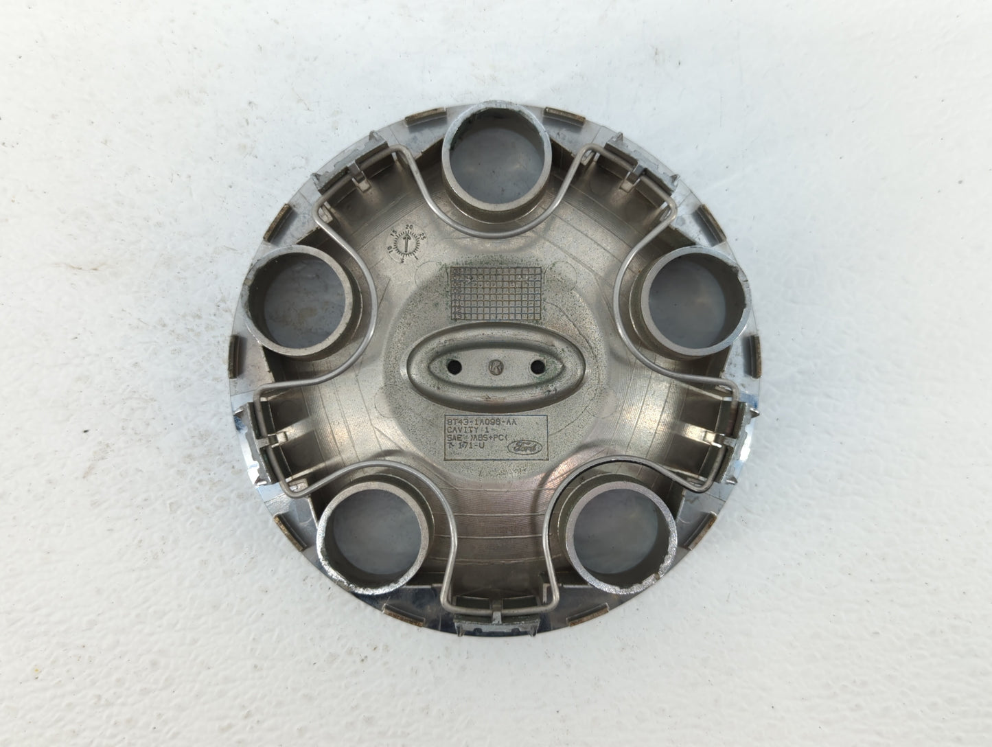 2010 Ford Edge Rim Wheel Center Cap 448202 - Oemusedautoparts1.com