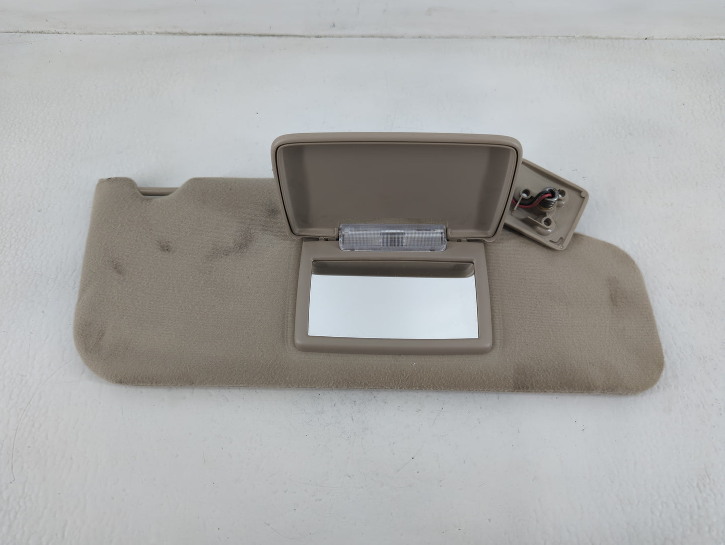 2007-2010 Ford Edge Sun Visor Shade Replacement Passenger Right Mirror Fits Fits 2007 2008 2009 2010 OEM Used Auto Parts - O