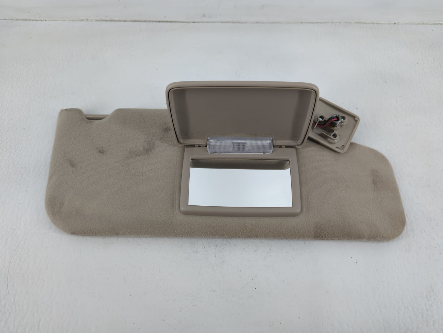 2007-2010 Ford Edge Sun Visor Shade Replacement Passenger Right Mirror Fits Fits 2007 2008 2009 2010 OEM Used Auto Parts - O