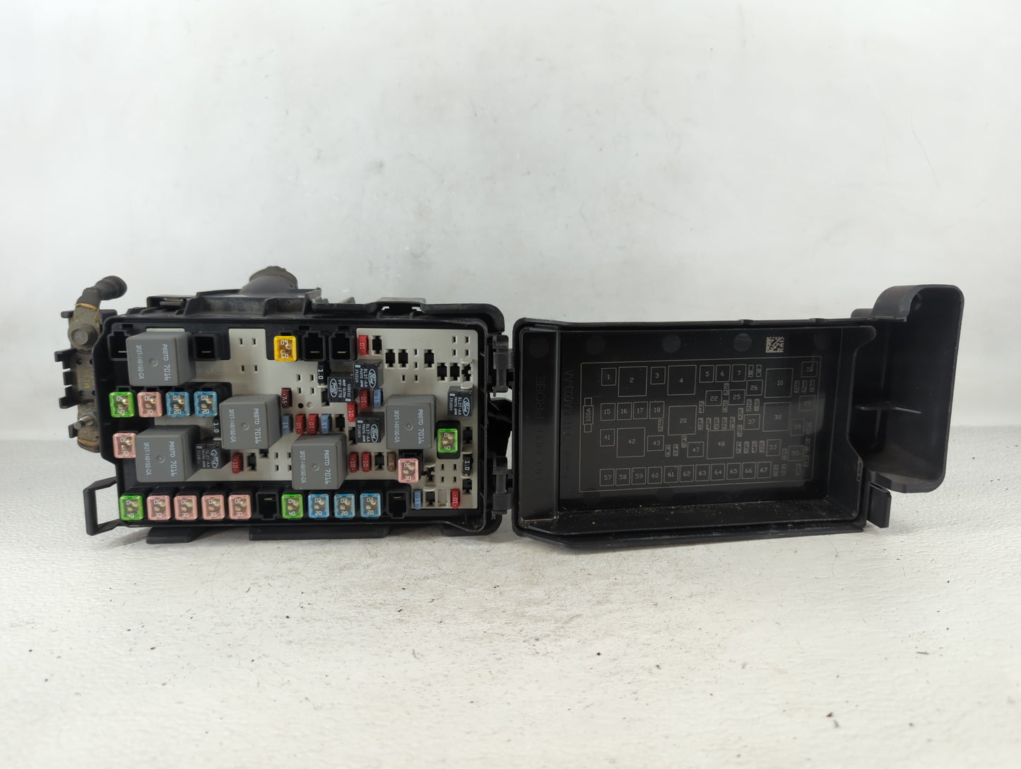 2007-2010 Ford Edge Fusebox Fuse Box Panel Relay Module P/N:7T4T-1453S-CD 7T4T-14A003-AA Fits Fits 2007 2008 2009 2010 OEM U