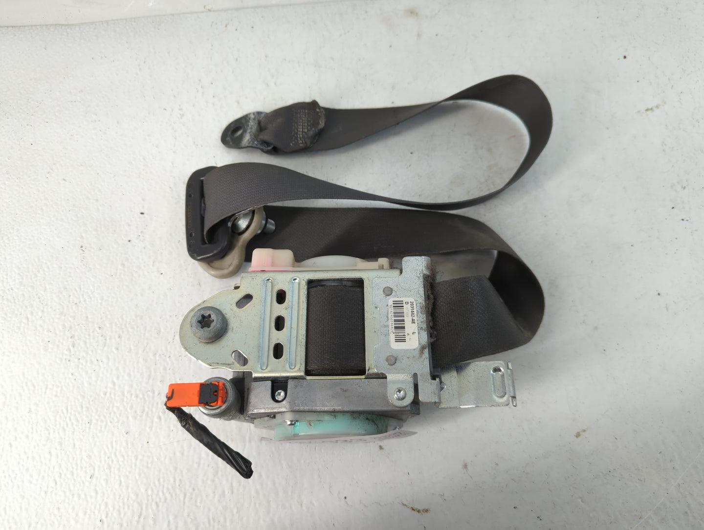 2008-2010 Ford Edge Passenger Front Seatbelt Buckle - Oemusedautoparts1.com