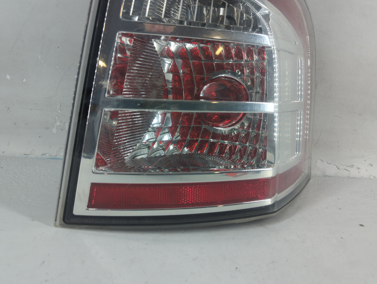 2009-2010 Ford Edge Tail Light Assembly Passenger Right OEM Fits Fits 2009 2010 OEM Used Auto Parts - Oemusedautoparts1.com