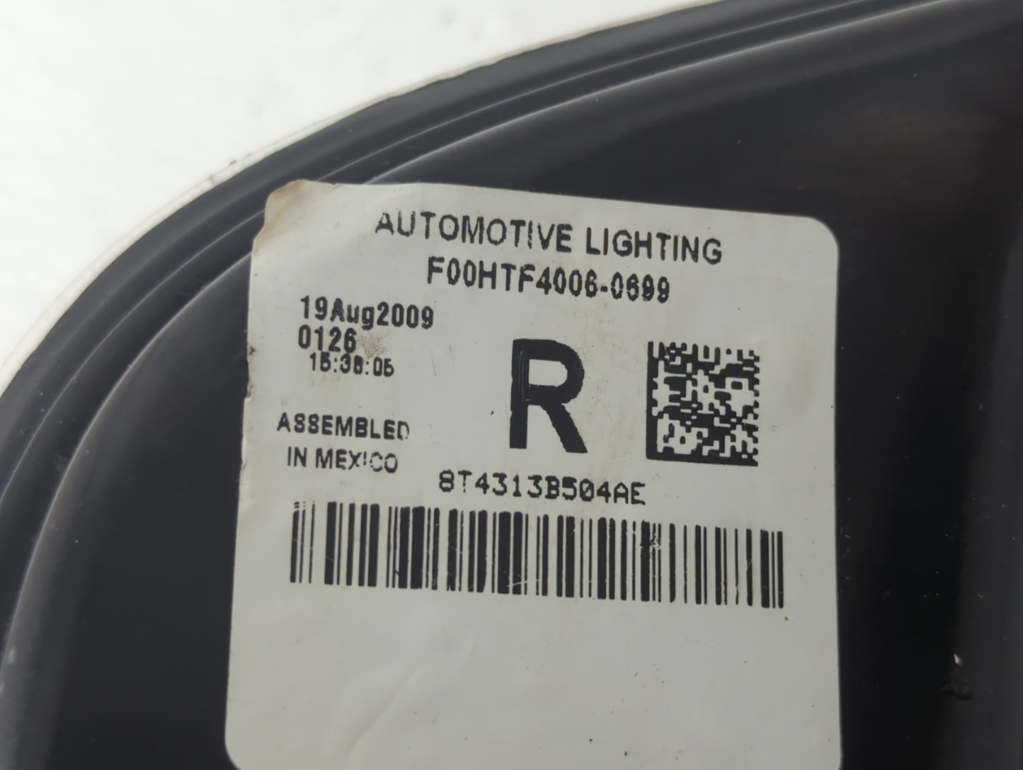 2009-2010 Ford Edge Tail Light Assembly Passenger Right OEM Fits Fits 2009 2010 OEM Used Auto Parts - Oemusedautoparts1.com