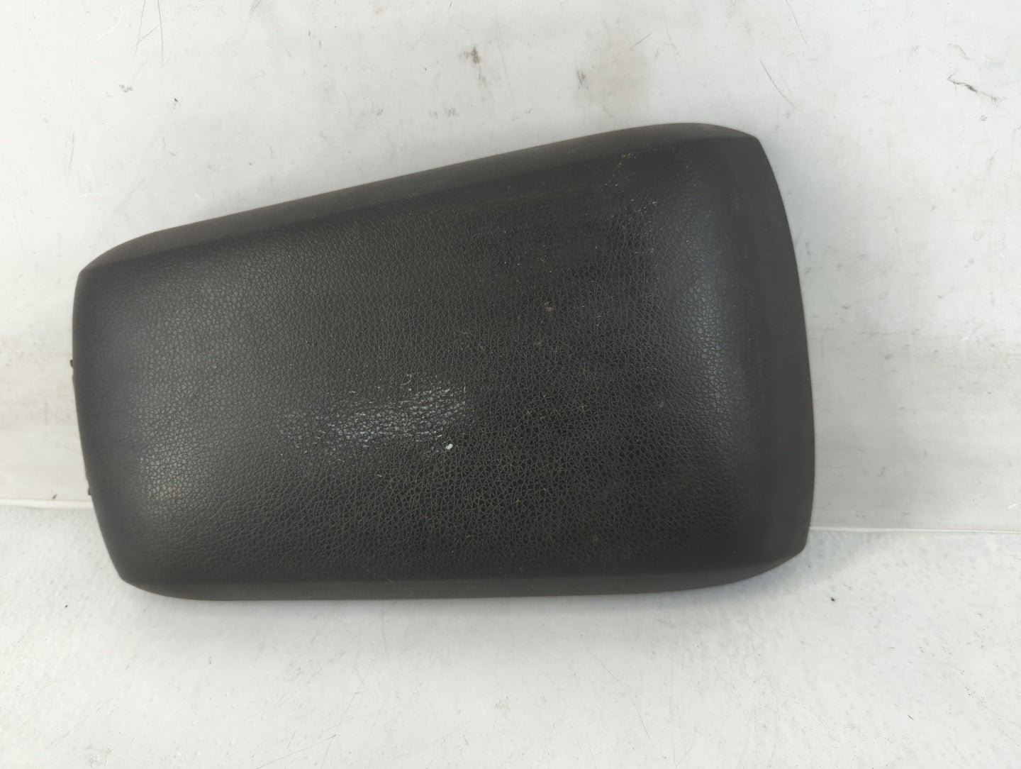2009-2010 Ford Edge Center Console Armrest Cover Lid Fits Fits 2009 2010 OEM Used Auto Parts - Oemusedautoparts1.com