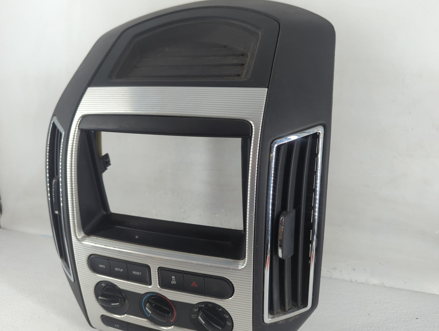 2010 Ford Edge Climate Control Module Temperature AC/Heater Replacement Fits OEM Used Auto Parts - Oemusedautoparts1.com