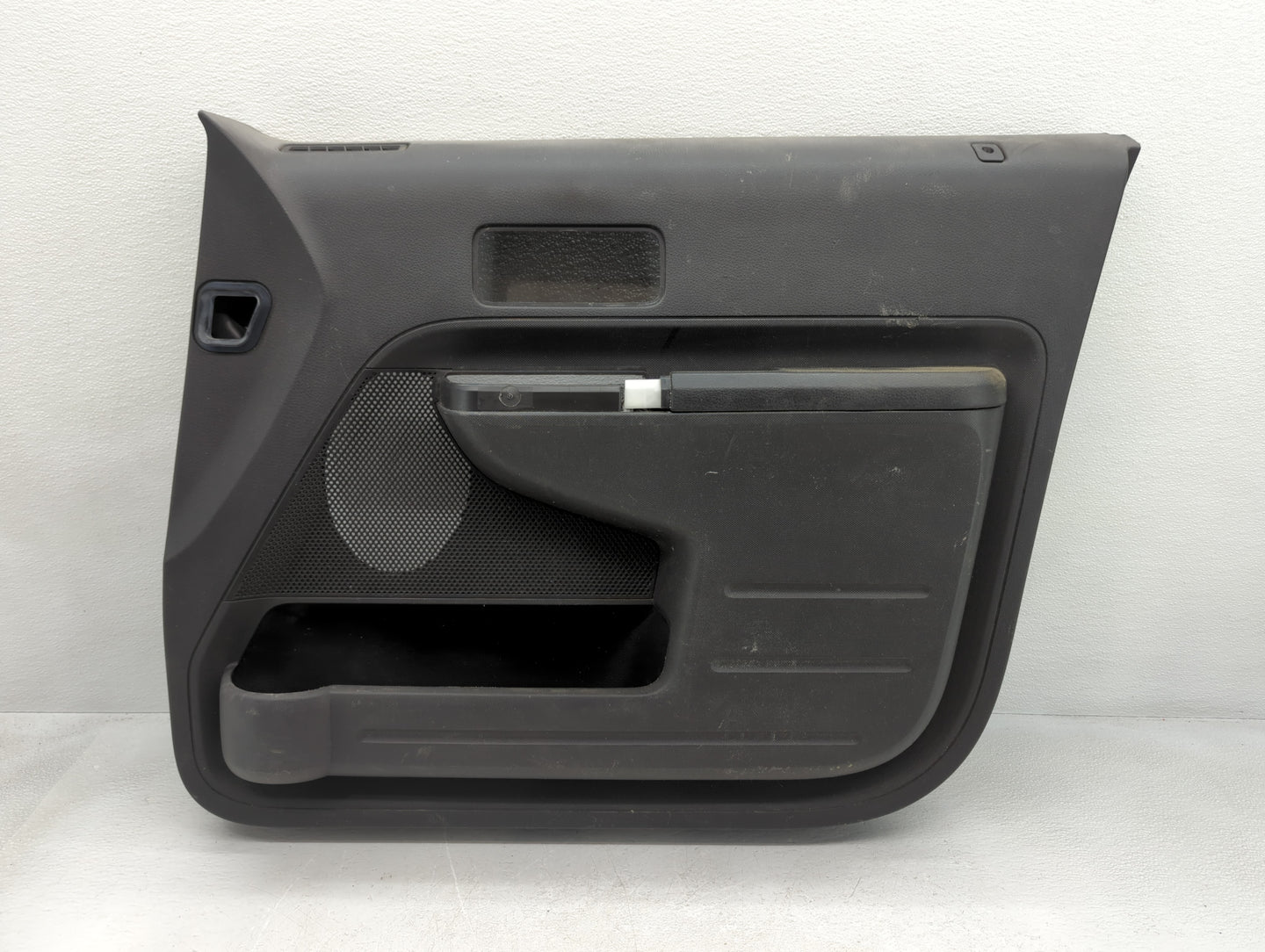 2010 Ford Edge Front Right Passenger Interior Door Panel Trim - Oemusedautoparts1.com