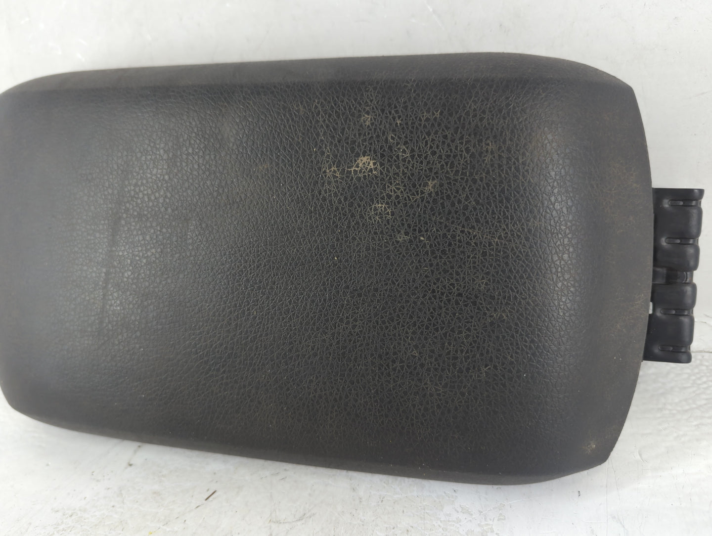 2009-2010 Ford Edge Center Console Armrest Cover Lid Fits Fits 2009 2010 OEM Used Auto Parts - Oemusedautoparts1.com