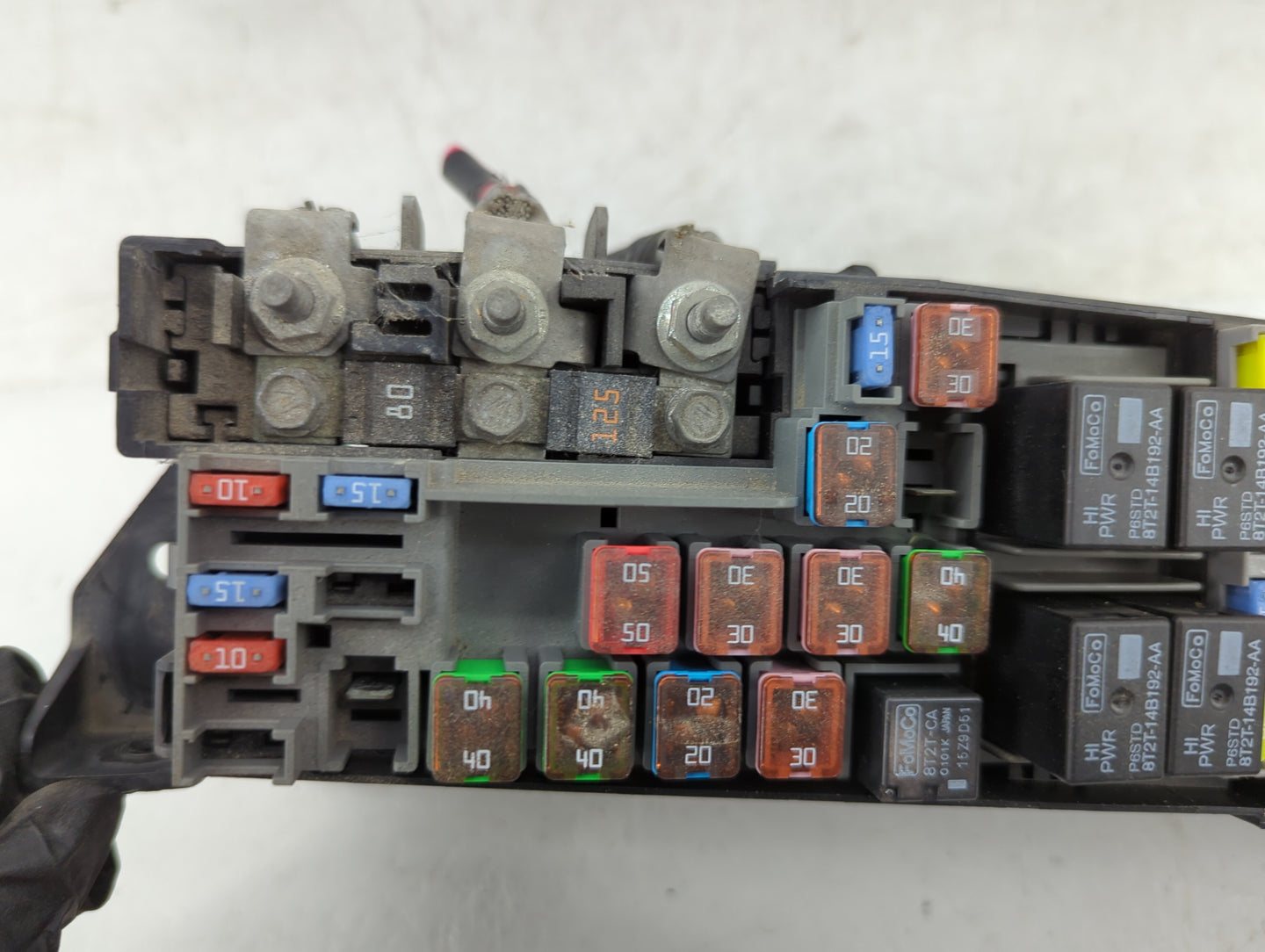 2010 Ford Escape Fusebox Fuse Box Panel Relay Module Fits OEM Used Auto Parts - Oemusedautoparts1.com