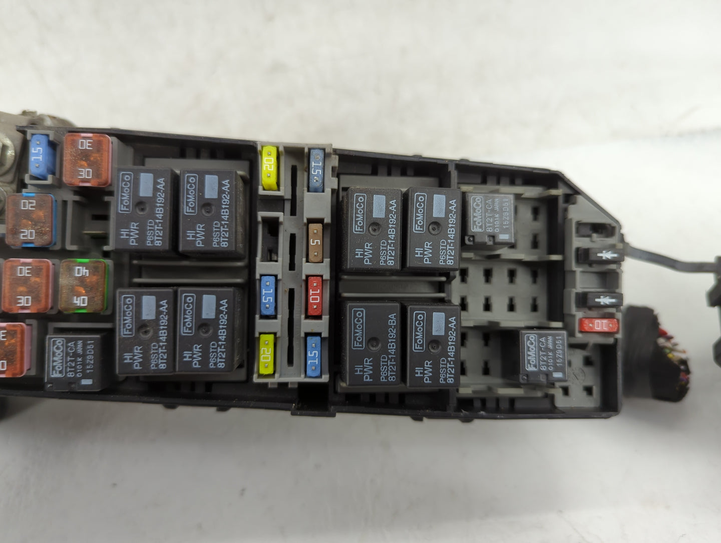 2010 Ford Escape Fusebox Fuse Box Panel Relay Module Fits OEM Used Auto Parts - Oemusedautoparts1.com