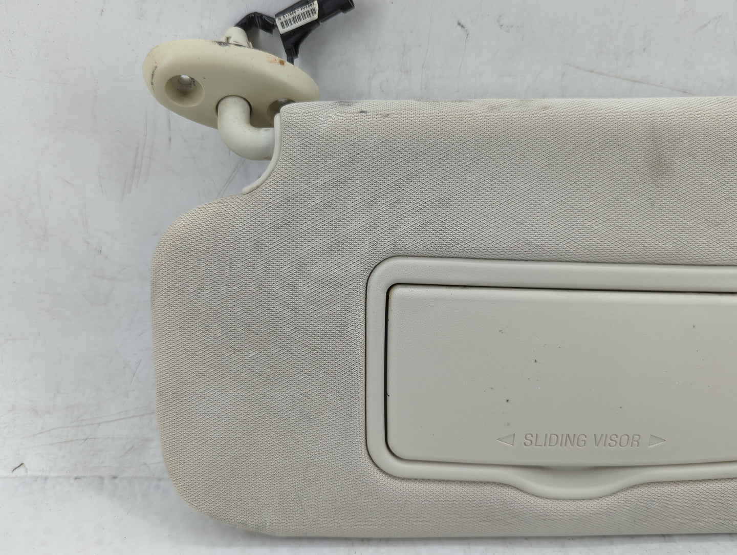 2010-2012 Ford Escape Sun Visor Shade Replacement Driver Left Mirror Fits Fits 2010 2011 2012 OEM Used Auto Parts - Oemuseda