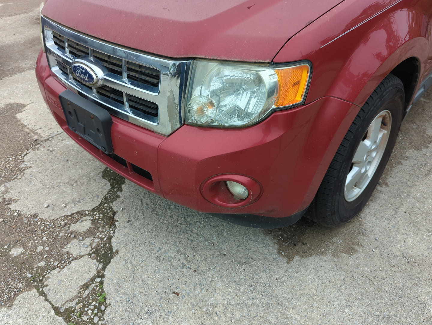 2008-2012 Ford Escape Front Bumper - Oem - Oemusedautoparts1.com