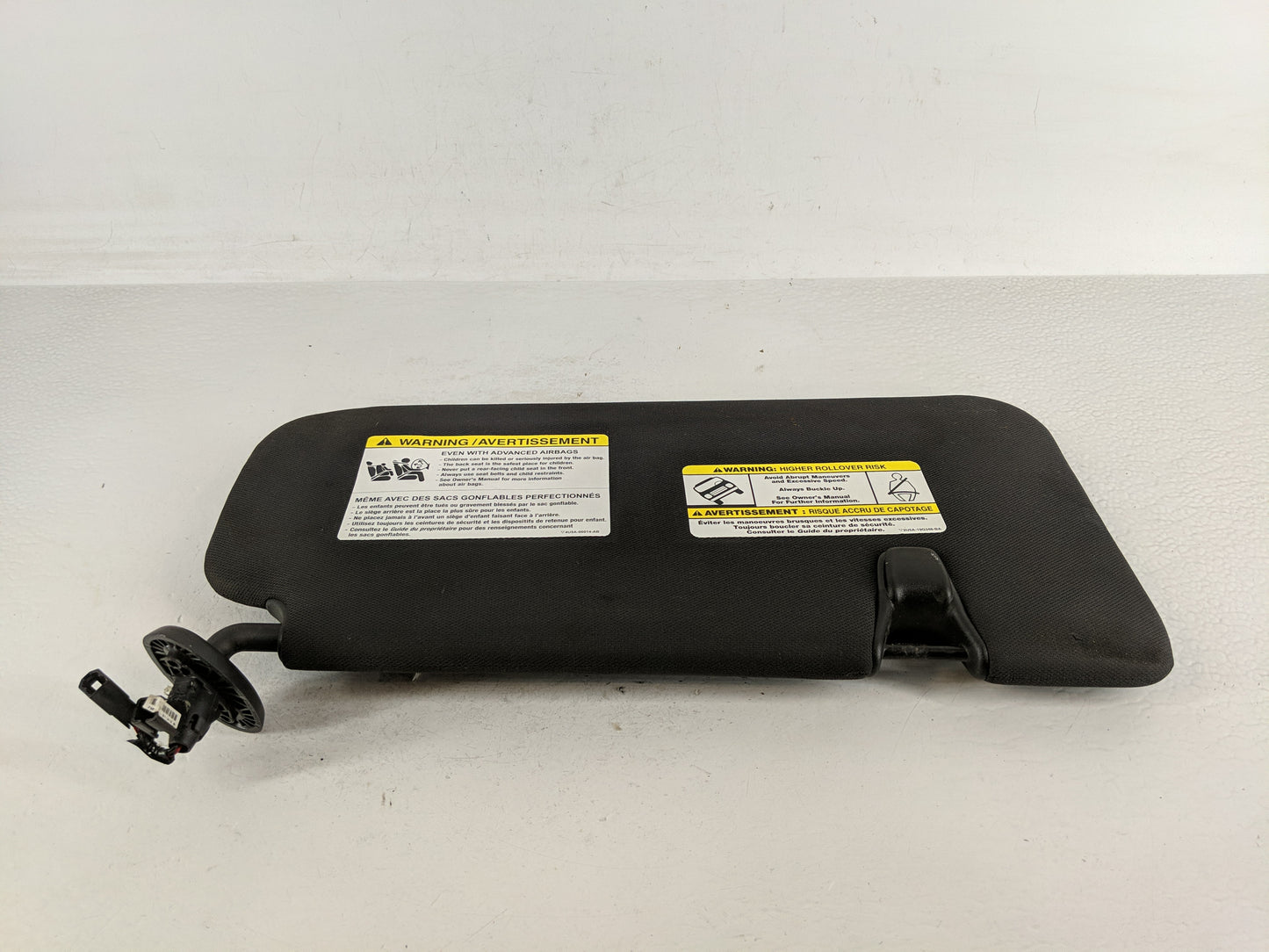 2010-2012 Ford Escape Sun Visor Shade Replacement Driver Left Mirror Fits Fits 2010 2011 2012 OEM Used Auto Parts - Oemuseda