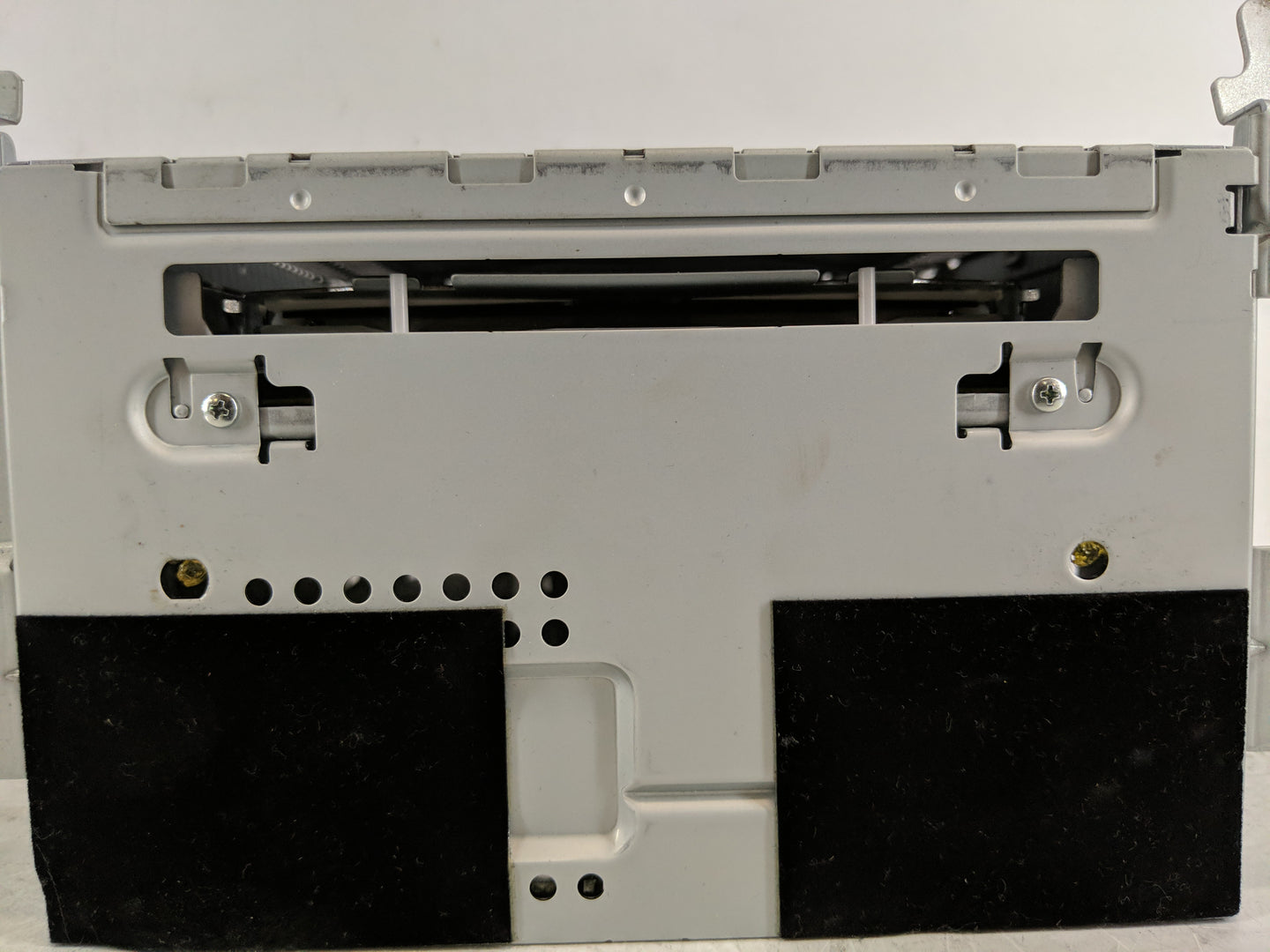 2010 Ford Escape Radio AM FM Cd Player Receiver Replacement P/N:9L8T-19C157-BE Fits OEM Used Auto Parts - Oemusedautoparts1.