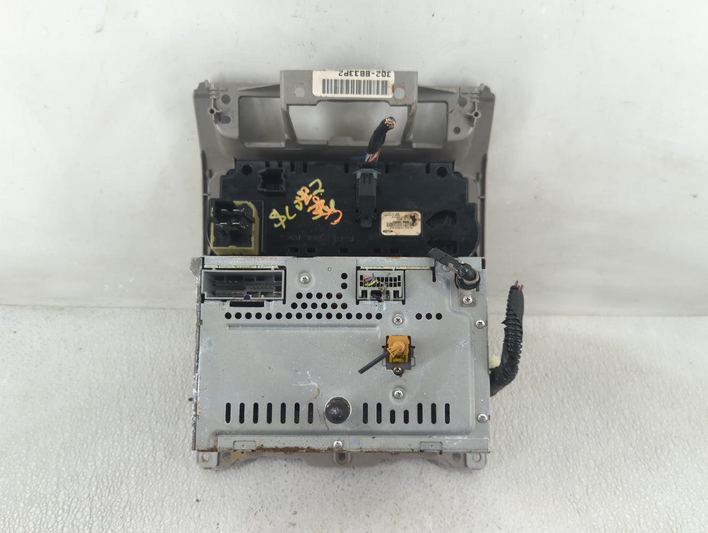 2009-2012 Ford Escape Radio AM FM Cd Player Receiver Replacement P/N:9L8T-19C157-BC Fits Fits 2009 2010 2011 2012 OEM Used A