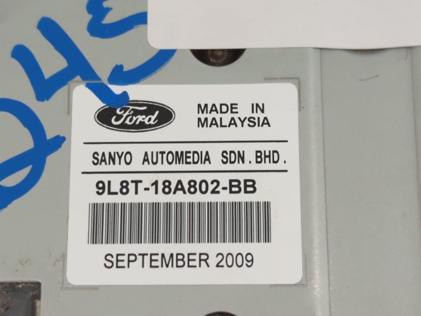 2009-2012 Ford Escape Radio AM FM Cd Player Receiver Replacement P/N:9L8T-18A802-BB Fits Fits 2009 2010 2011 2012 OEM Used A