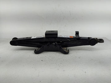2010 Ford Escape Spare Scissor Car Jack - Oemusedautoparts1.com