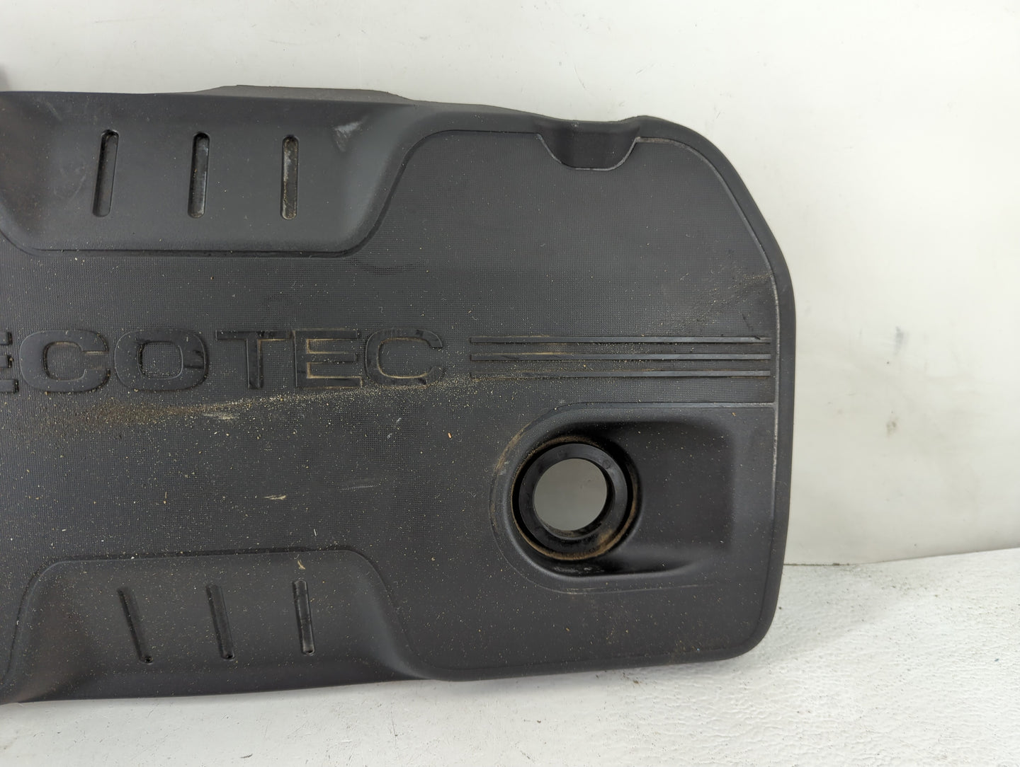 2010 Ford Escape Engine Cover - Oemusedautoparts1.com