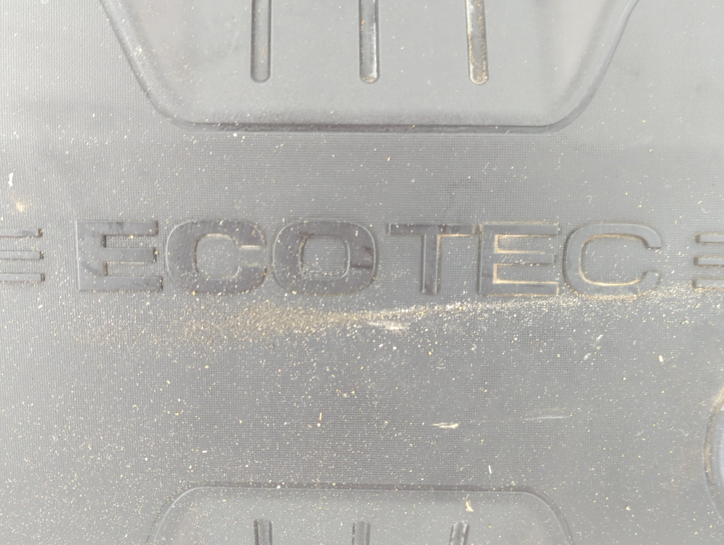 2010 Ford Escape Engine Cover - Oemusedautoparts1.com