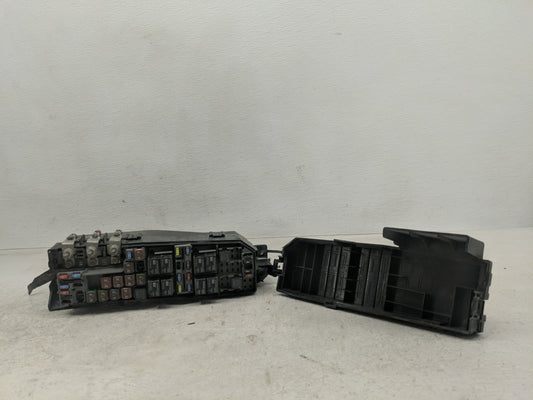 2010 Ford Escape Fusebox Fuse Box Panel Relay Module Fits OEM Used Auto Parts