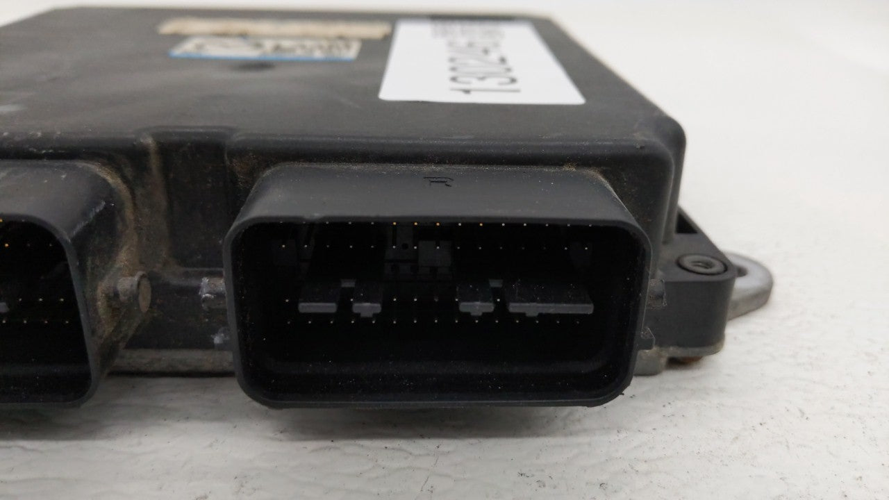 2010 Ford Escape PCM Engine Control Computer ECU ECM PCU OEM P/N:AL8A-12A650-AEA 9L8A-12B684-KA Fits OEM Used Auto Parts - O