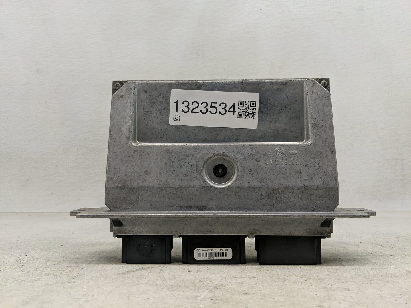 2010-2011 Ford Escape PCM Engine Control Computer ECU ECM PCU OEM P/N:AL8A-12A650-ABA Fits Fits 2010 2011 OEM Used Auto Part