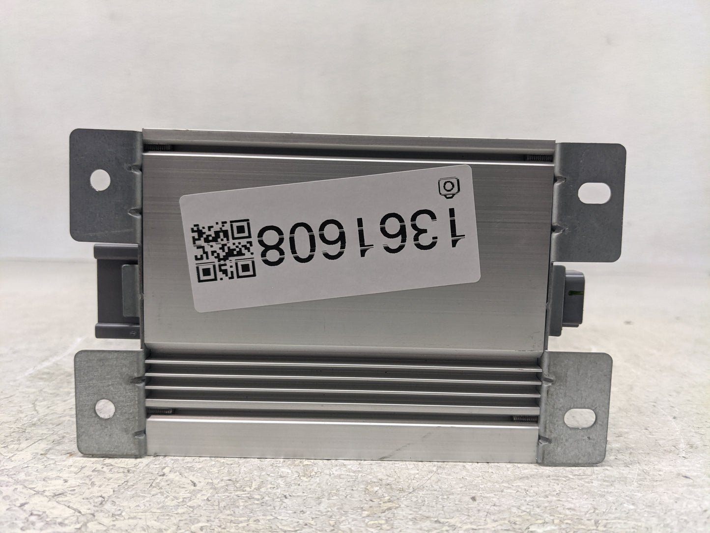 2009-2012 Ford Escape Radio AM FM Cd Player Receiver Replacement P/N:8A5T-18C808-AB Fits OEM Used Auto Parts - Oemusedautopa