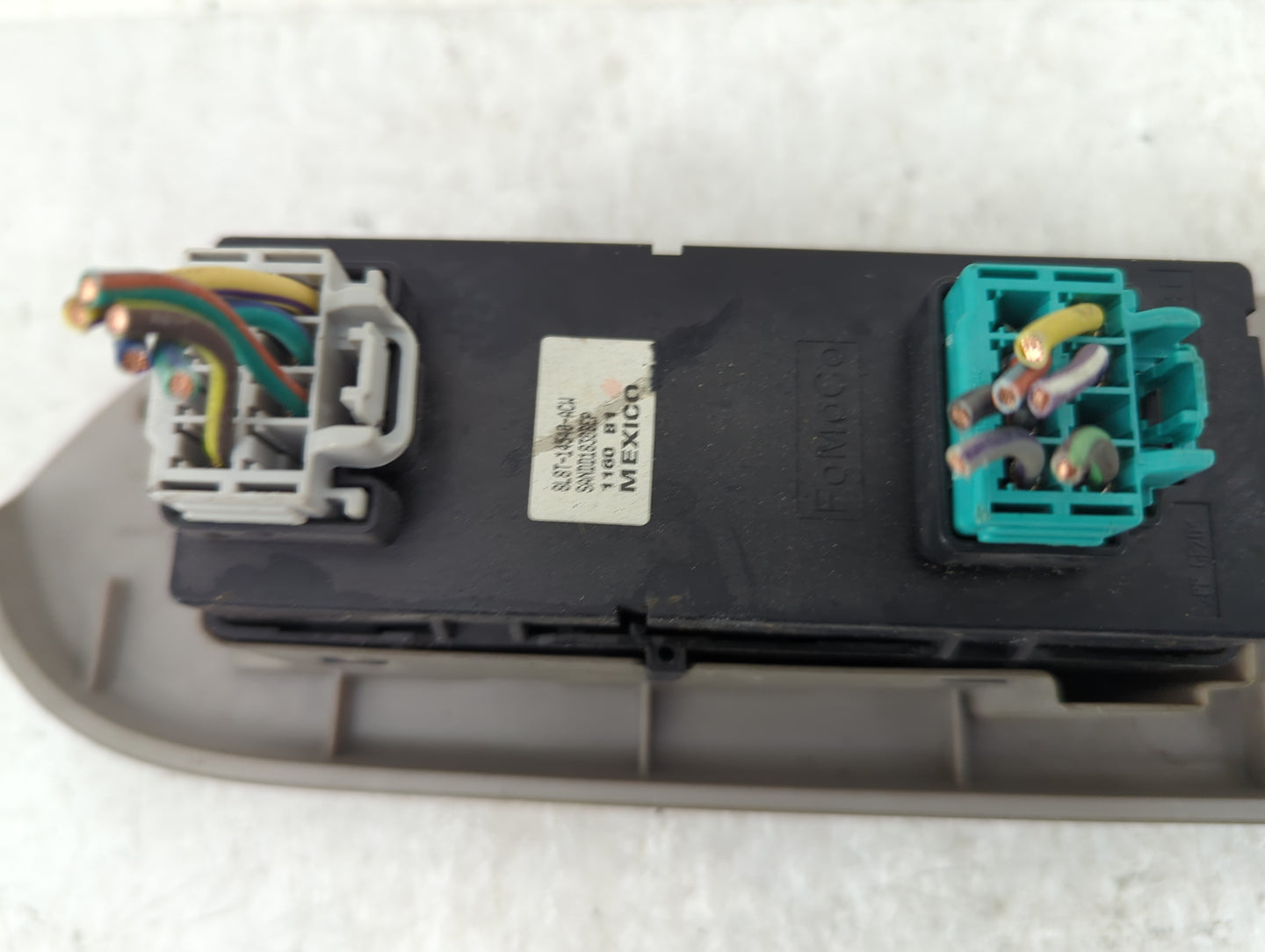2008-2012 Ford Escape Master Power Window Switch Replacement Driver Side Left P/N:8L8T-14540-ACW Fits OEM Used Auto Parts - 