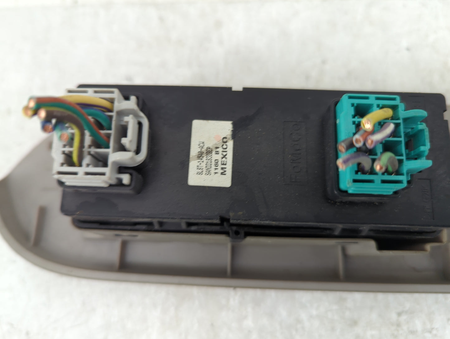 2008-2012 Ford Escape Master Power Window Switch Replacement Driver Side Left P/N:8L8T-14540-ACW Fits OEM Used Auto Parts - 