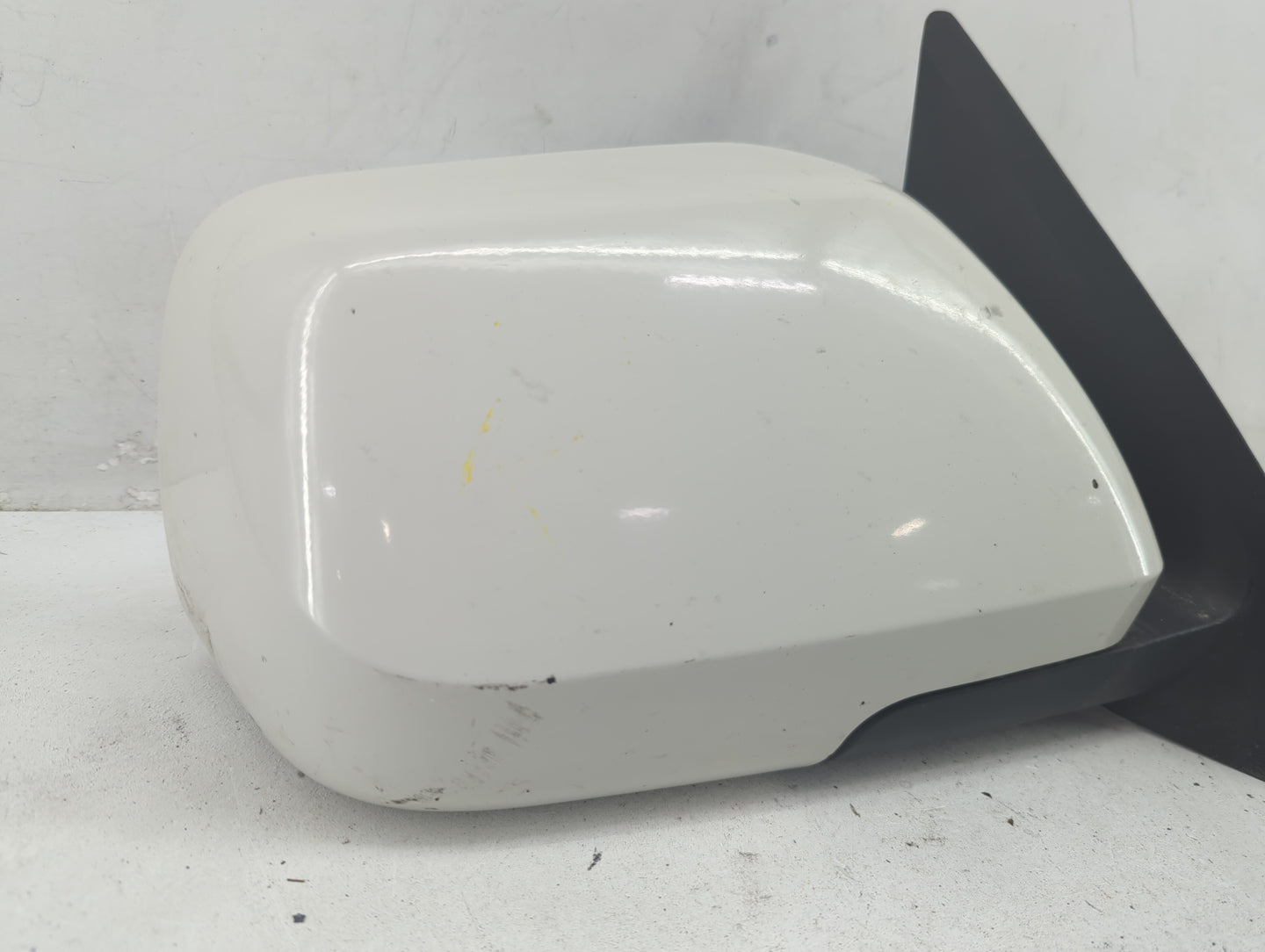 2010-2012 Ford Escape Passenger Side View Mirror - Right Door Mirror OEM Used - Oemusedautoparts1.com