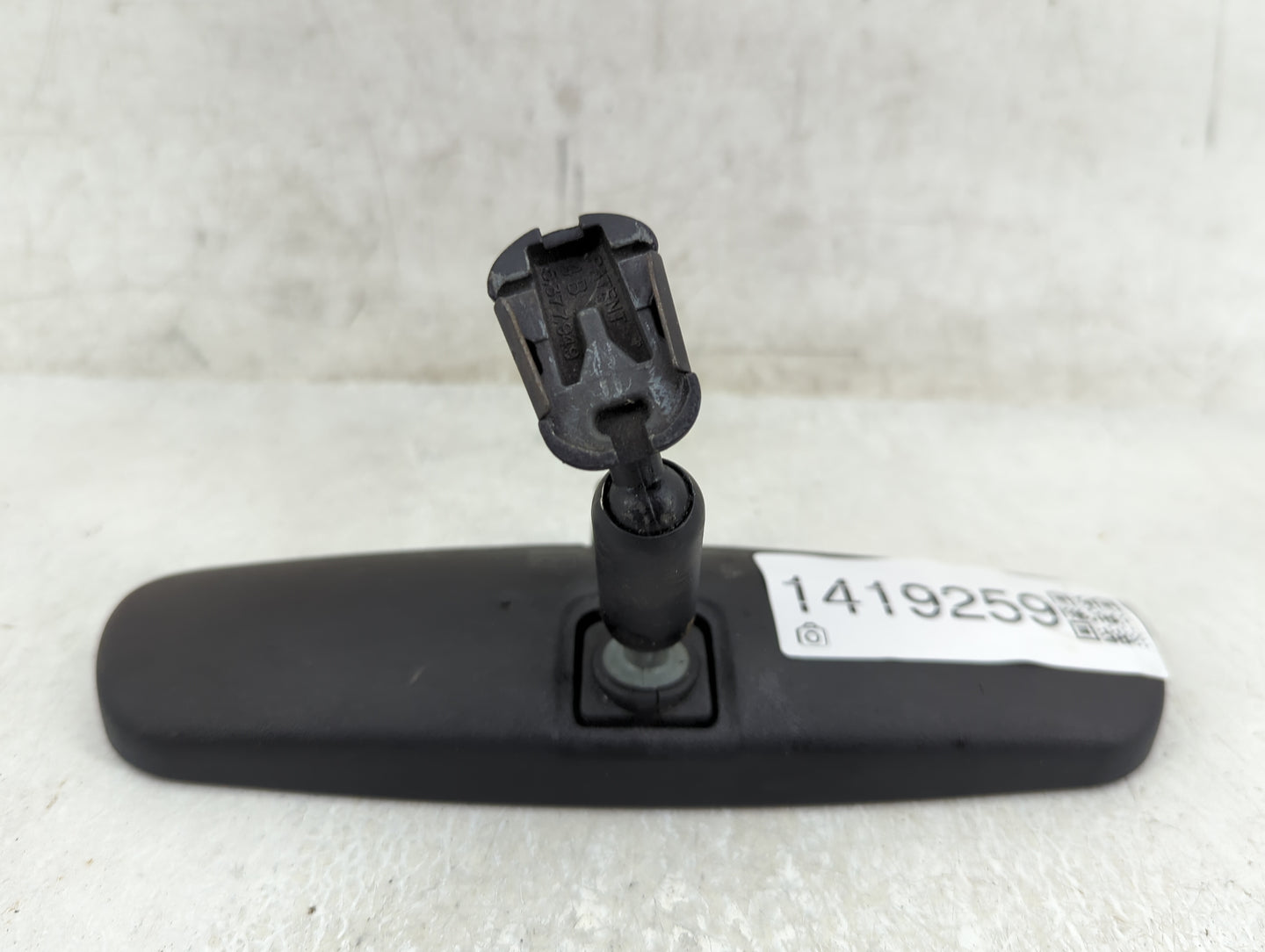 2001-2016 Ford Escape Interior Rear View Mirror Replacement OEM P/N:E8011681 Fits OEM Used Auto Parts - Oemusedautoparts1.co