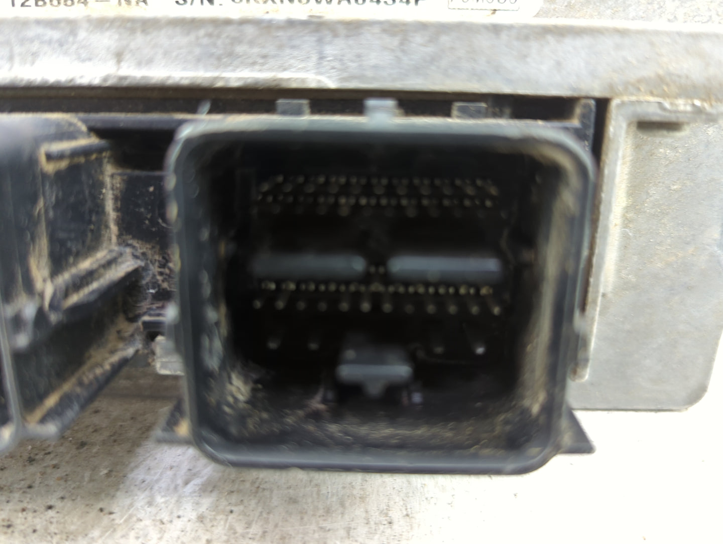 2010 Ford Escape PCM Engine Control Computer ECU ECM PCU OEM P/N:AL8A-12A650-ABC, 9L8A-12B684-NA, 6KXN6WAS46 Fits OEM Used A
