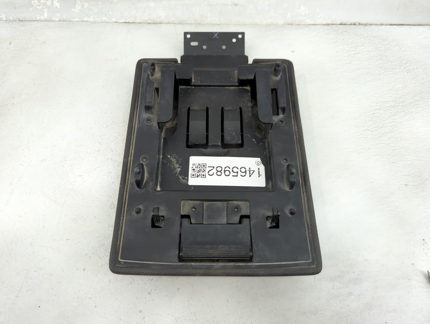 2010 Ford Escape Center Console Armrest Cover Lid P/N:KF3036A001 W9274A Fits OEM Used Auto Parts - Oemusedautoparts1.com