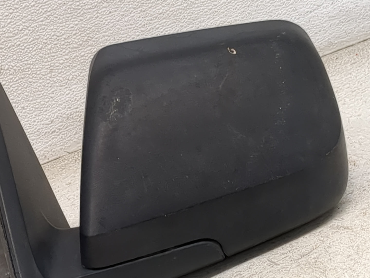 2010 Ford Escape Driver Side View Mirror - Left Door Mirror OEM Used - Oemusedautoparts1.com