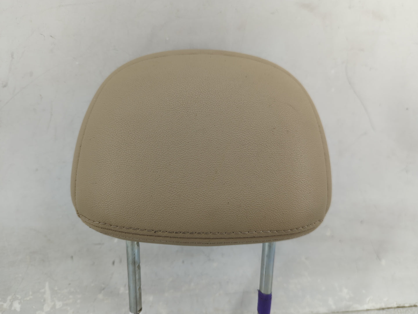 2009-2012 Ford Escape Headrest Head Rest Front Driver Seat Beige 1466892 - Oemusedautoparts1.com
