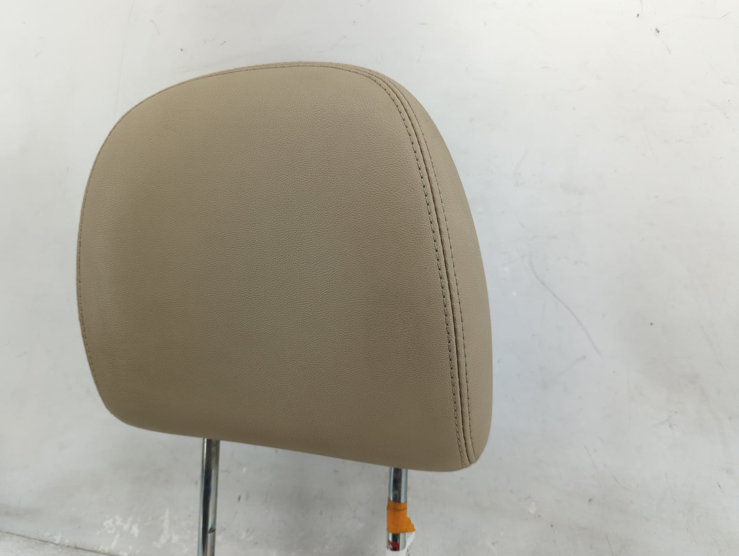 2009-2012 Ford Escape Headrest Head Rest Front Driver Seat Beige 1466894 - Oemusedautoparts1.com
