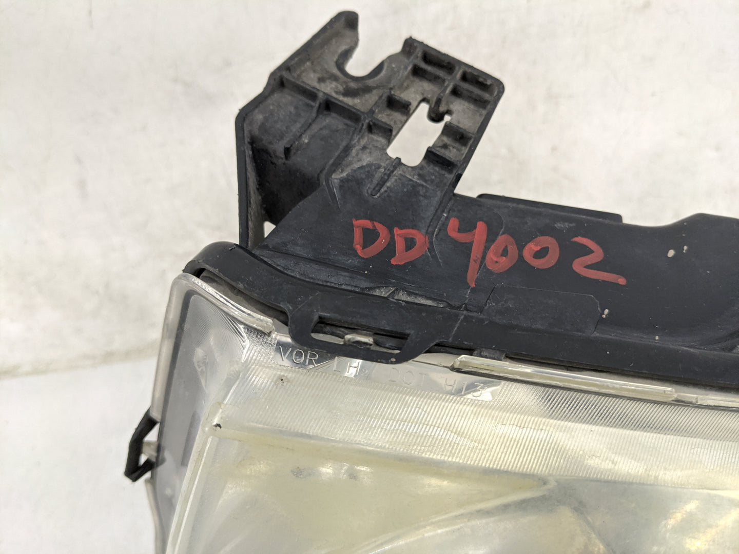 2008-2012 Ford Escape Driver Left Oem Head Light Headlight Lamp 1467035 - Oemusedautoparts1.com