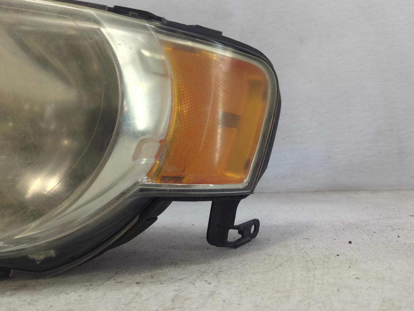 2008-2012 Ford Escape Driver Left Oem Head Light Headlight Lamp 1467109 - Oemusedautoparts1.com