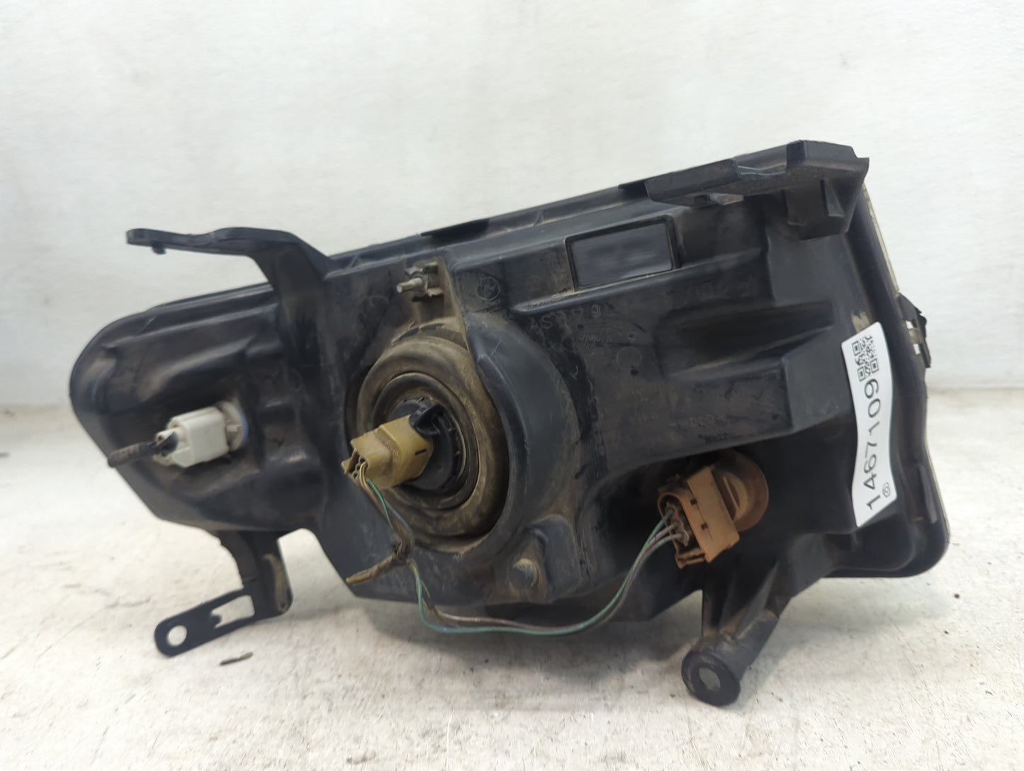 2008-2012 Ford Escape Driver Left Oem Head Light Headlight Lamp 1467109 - Oemusedautoparts1.com