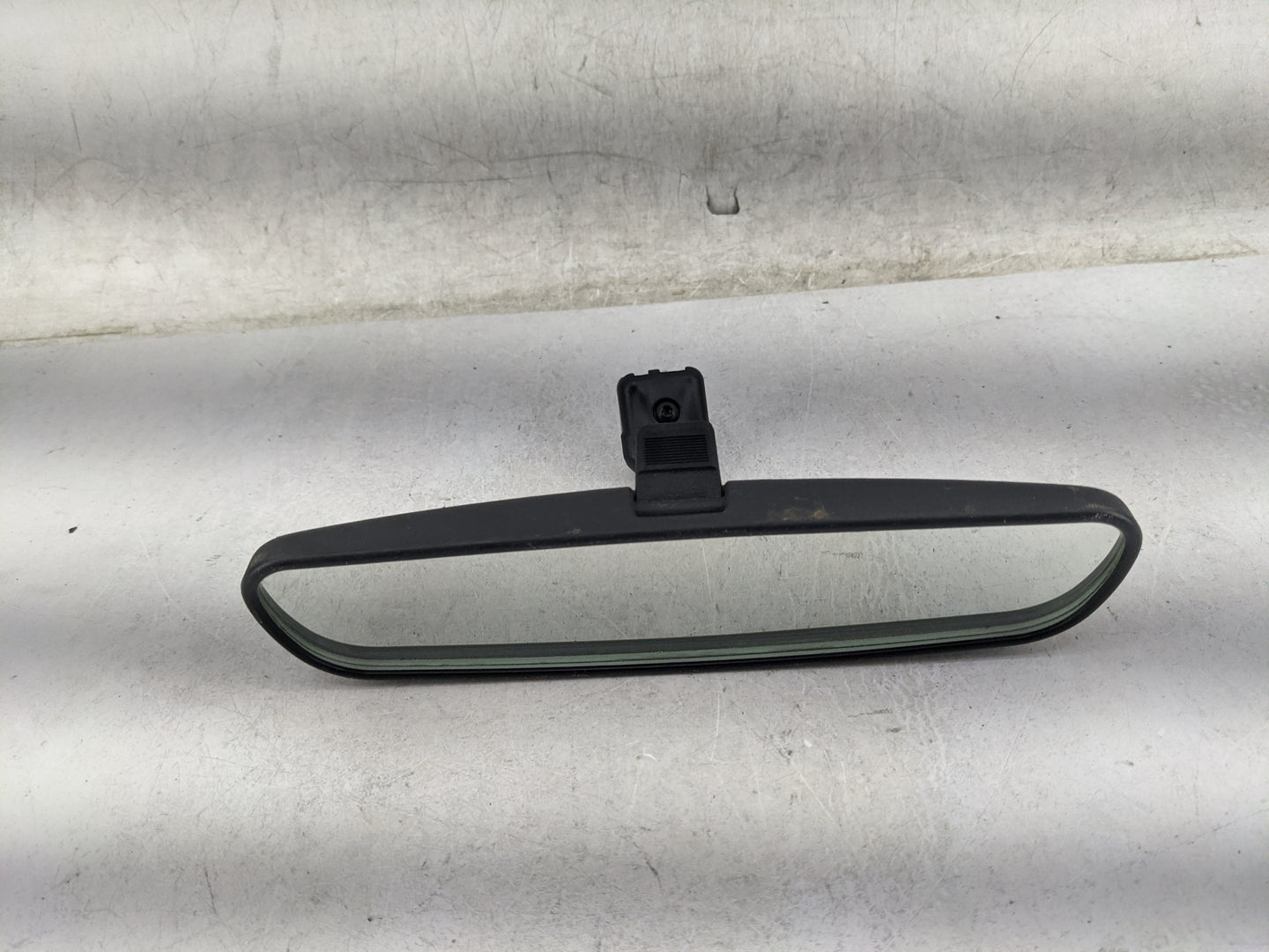 2009-2010 Ford Escape PCM Engine Control Computer ECU ECM PCU OEM P/N:E8011681 031681 Fits Fits 2009 2010 OEM Used Auto Part