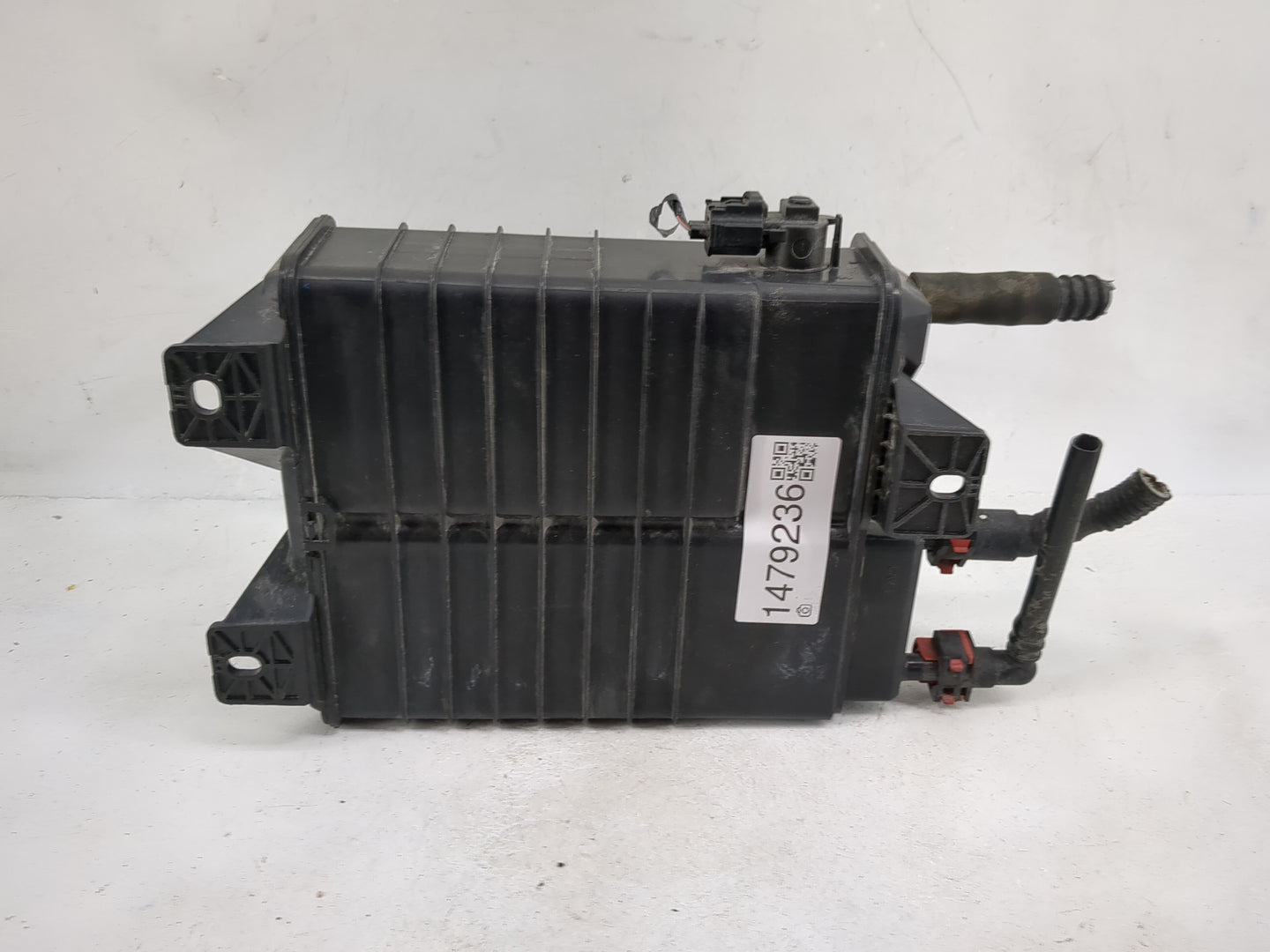 2010 Ford Escape Fuel Vapor Charcoal Canister - Oemusedautoparts1.com