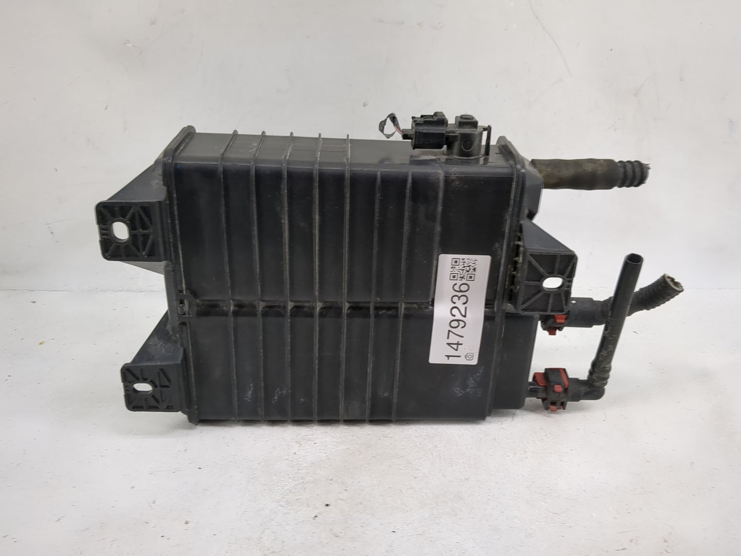 2010 Ford Escape Fuel Vapor Charcoal Canister - Oemusedautoparts1.com