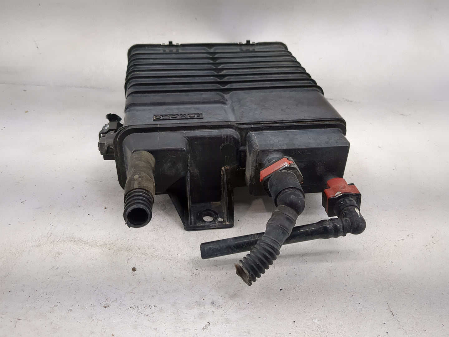 2010 Ford Escape Fuel Vapor Charcoal Canister - Oemusedautoparts1.com