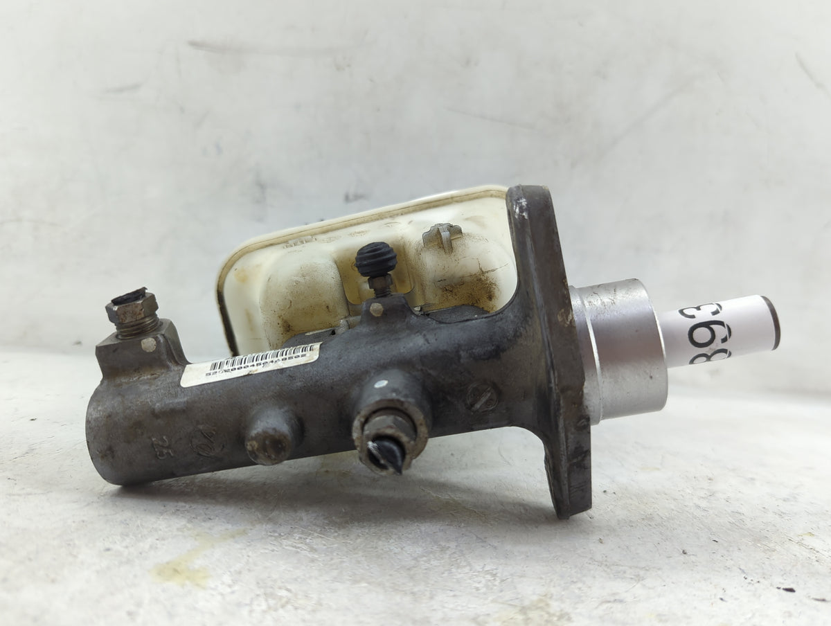 2009-2012 Ford Escape Brake Master Cylinder 1498938 - Oemusedautoparts1.com