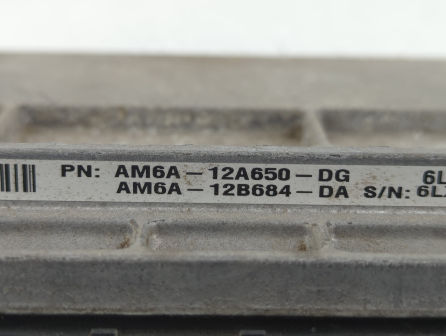 2010 Ford Escape PCM Engine Control Computer ECU ECM PCU OEM P/N:AM6A-12B684-DA AM6A-12A650-DG Fits OEM Used Auto Parts - Oe