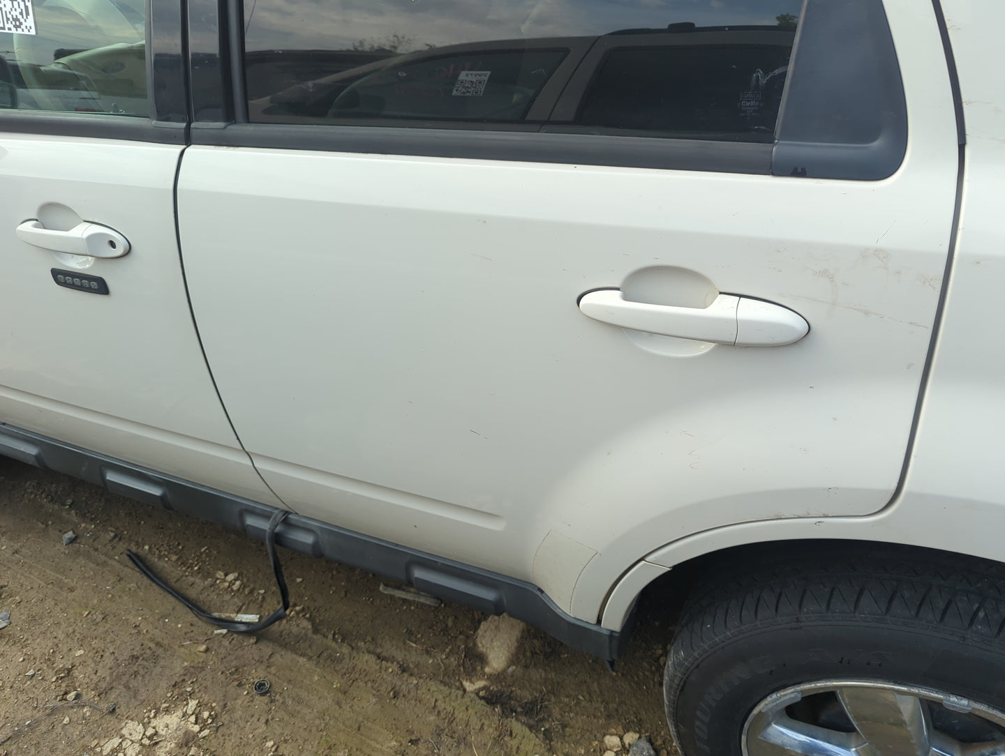 2008-2012 Ford Escape Driver Rear Door Oem 5022161 - Oemusedautoparts1.com