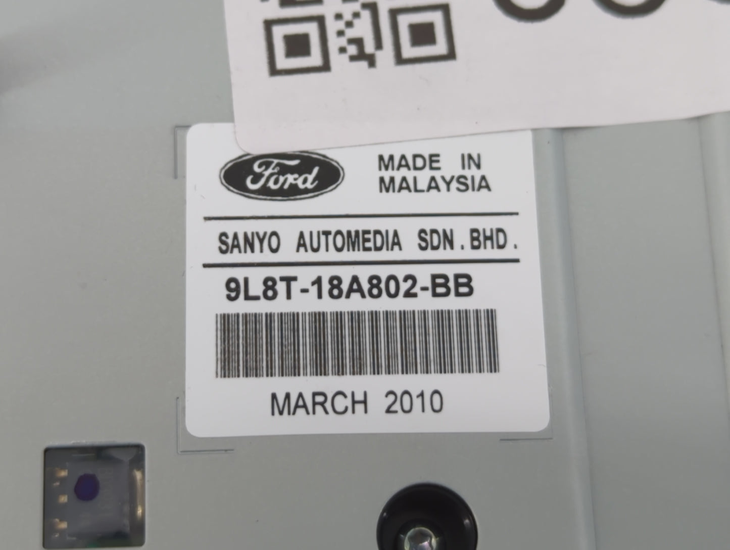 2009-2012 Ford Escape Radio Control Panel - Oemusedautoparts1.com