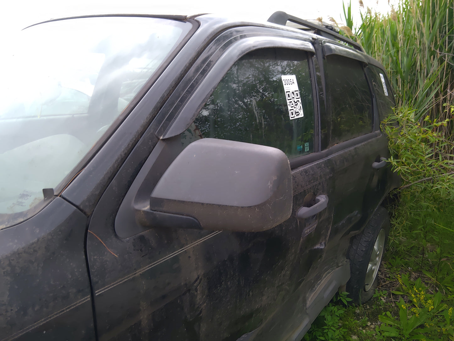 2010-2012 Ford Escape Driver Side View Mirror - Left Door Mirror OEM Used - Oemusedautoparts1.com